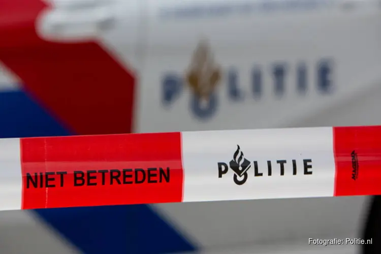 Voetganger overleden na botsing met vrachtwagen