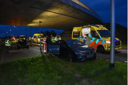 N9 bij Schagerbrug volledig afgesloten na kettingbotsing door laagvliegende reiger
