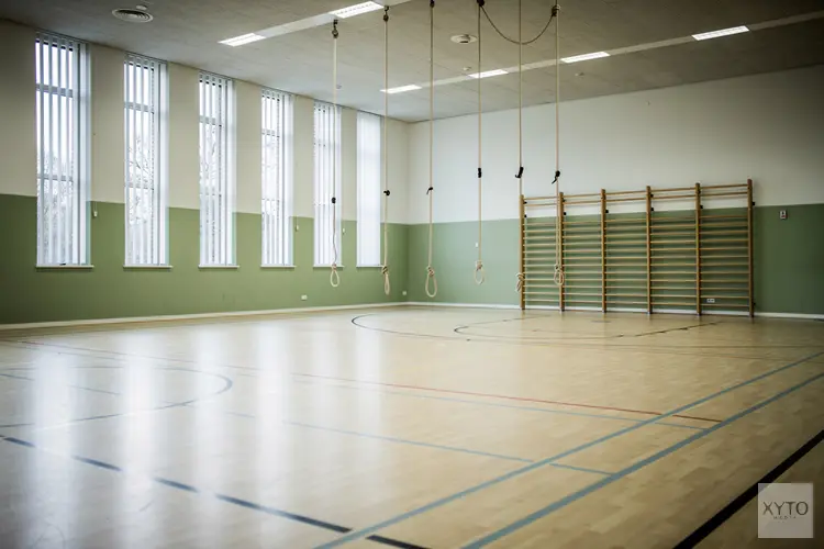 Leerlingen De Rank en De Keerkring met vervoer naar gymles