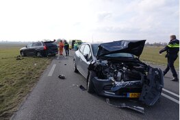 Frontale aanrijding N245, twee gewonden
