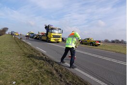 Frontale aanrijding N245, twee gewonden