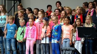 15 juli "Young voices en The voices" in de muziektuin