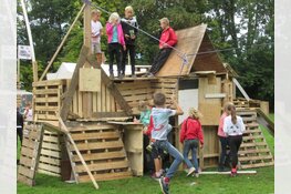 Timmerdorp Zijdewind een echt Tiroler timmerfeest!