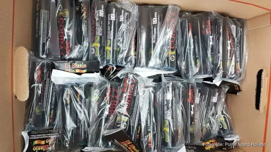Jongen (16) opgepakt voor bezit van 69 kilo illegaal vuurwerk