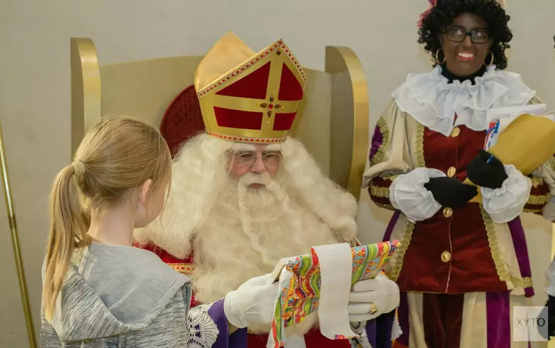 Sinterklaas en pieten in de bieb Schagen en Tuitjenhorn