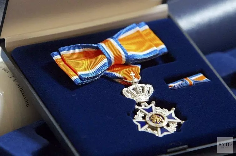 Koninklijke onderscheiding voor mevoruw Dekker-Aalbregtse
