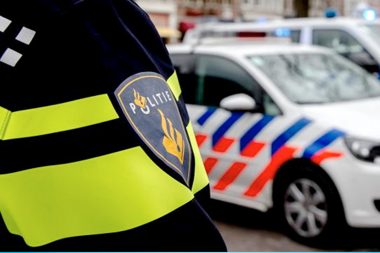 Agent aangereden door bromfietser